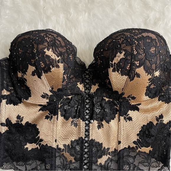 Victorias Secret lace embellished corset bustier 34C - Picture 15 of 15